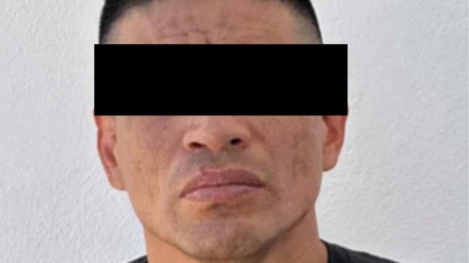 Gobierno de Sonora detiene a hombre armado con pistola, pastillas sicotrópicas y bolsa con narcótico en Nogales